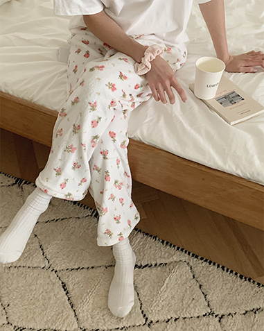 flower pajama pants (one day 5% off)