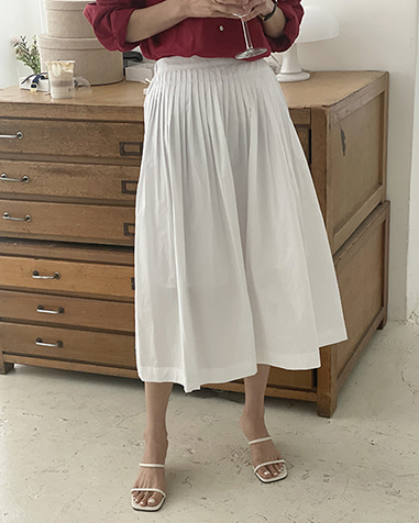 pure pleats skirt