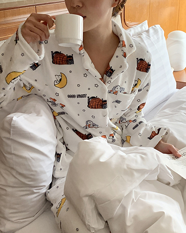 good night snoopy pajama set